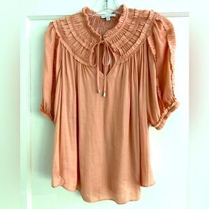 Maison d’Amelie Peach Ruffled Women's Top S